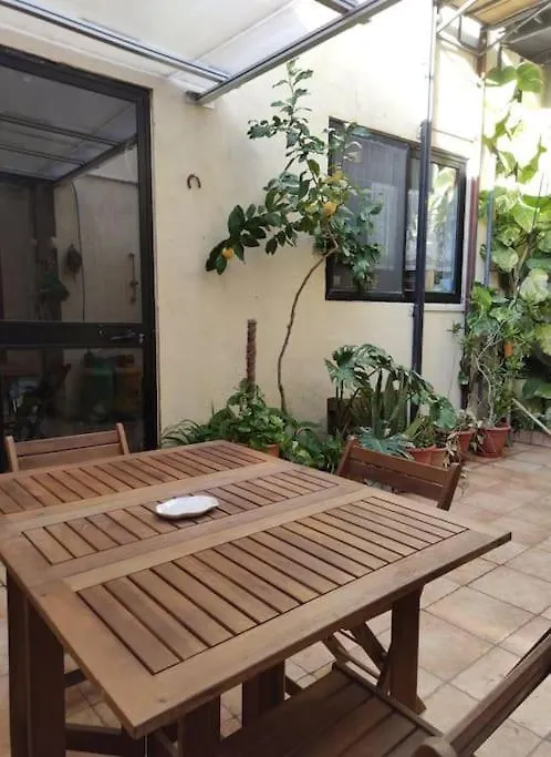One Lemon Tree Apartment ルア マルタ