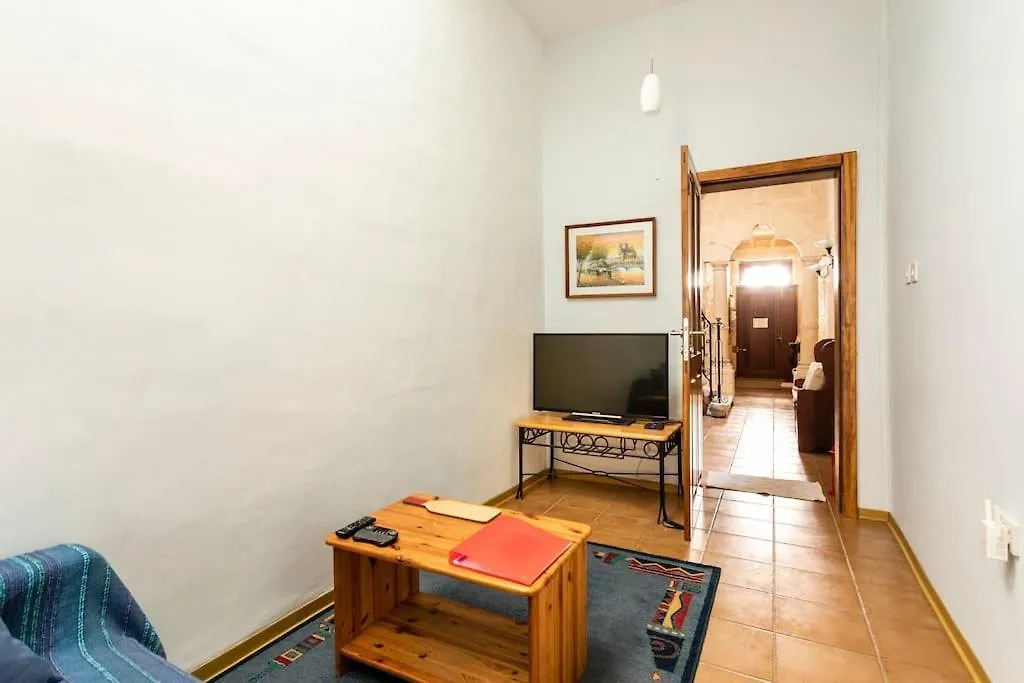 One Lemon Tree Apartment Luqa